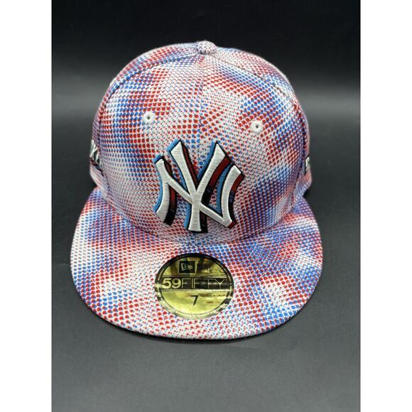New Era New York Yankees 3D Comics 59FIFTY Fitted Hat Cap Red Blue Sz 7 - Picture 1 of 7